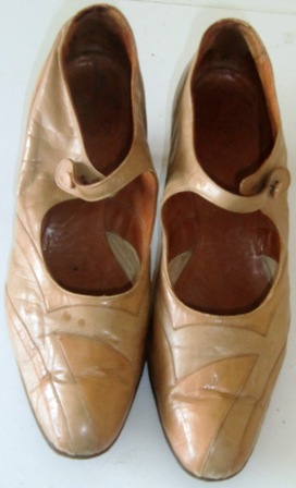 M15M 1890s two tone leather shoes